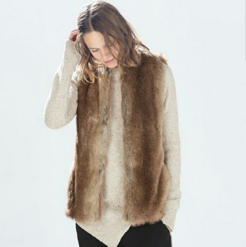 ZARA Trafaluc faux fur vest NWOT